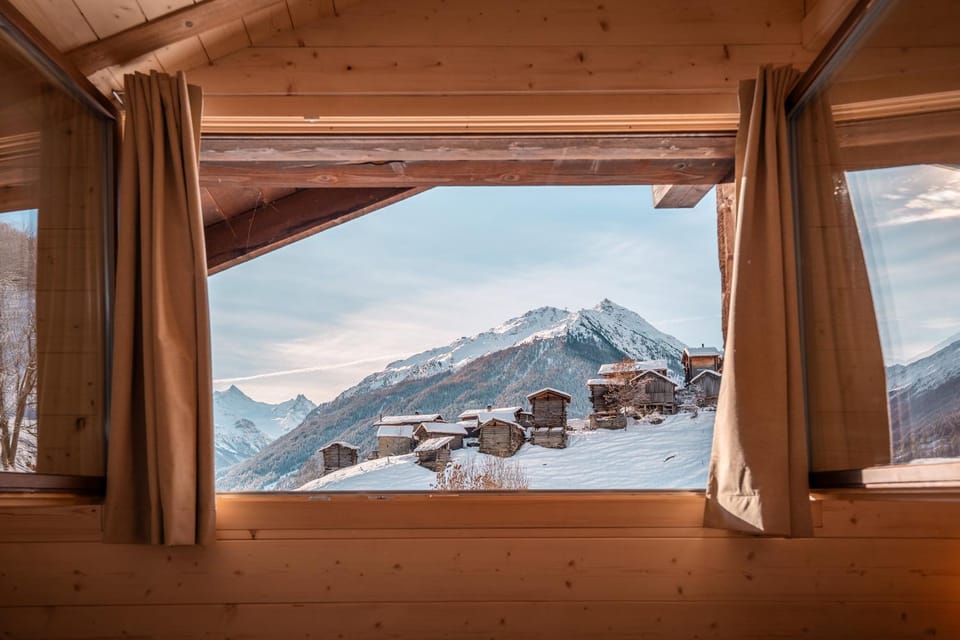 View (from property/room), Mountain view