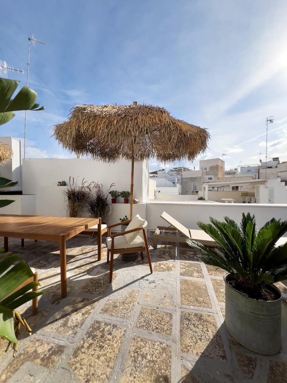 Day, View (from property/room), Balcony/Terrace, Dining area, sunbed