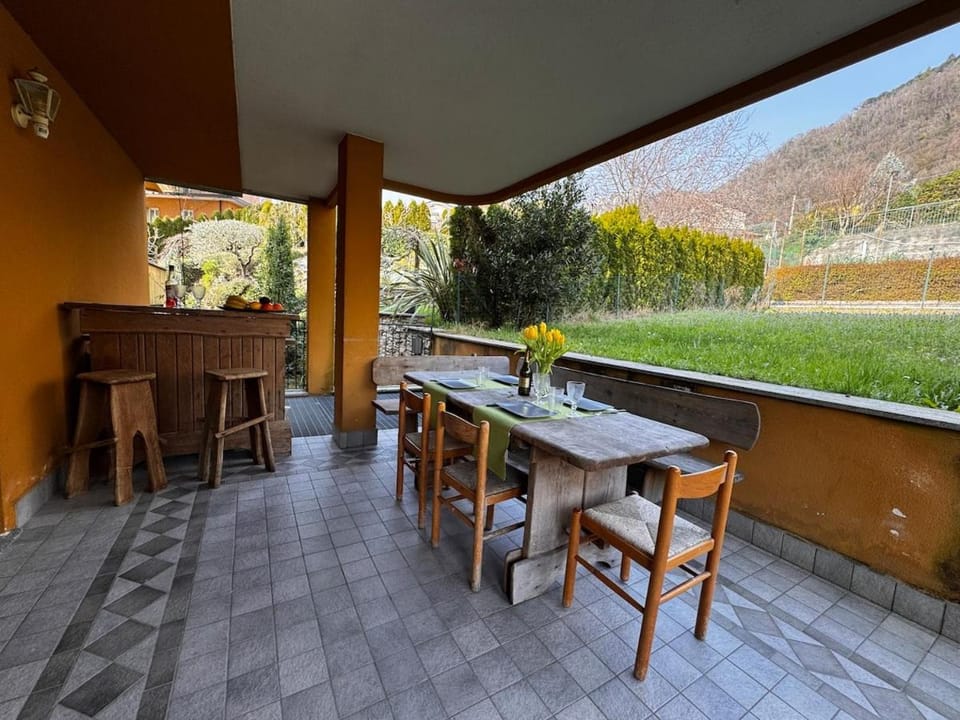 Patio, Natural landscape, Dining area, Mountain view