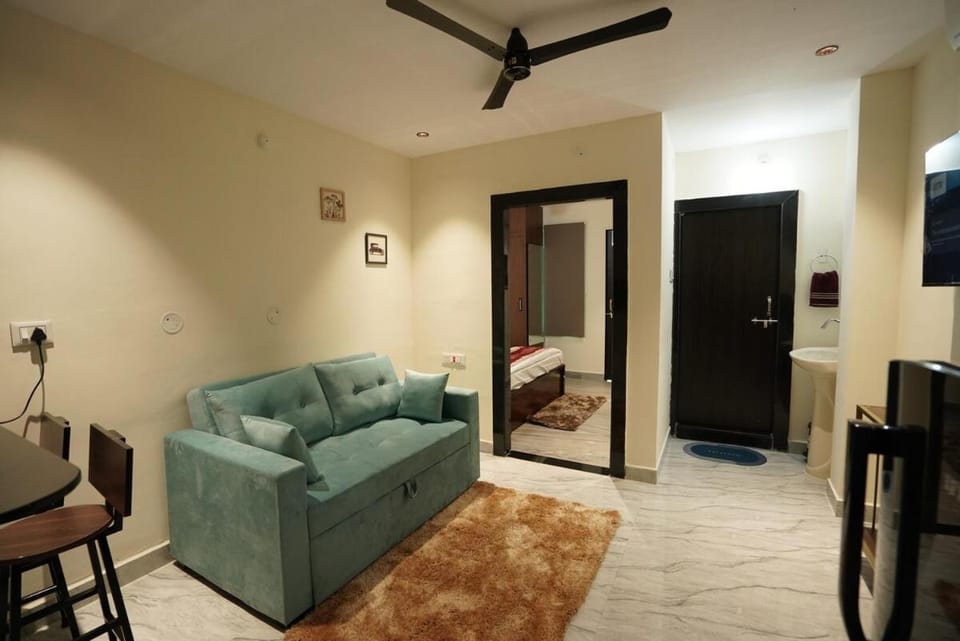 Aereo Terrace Stays -6 Bed Premium Stay Shamshabad Apartment in Hyderabad