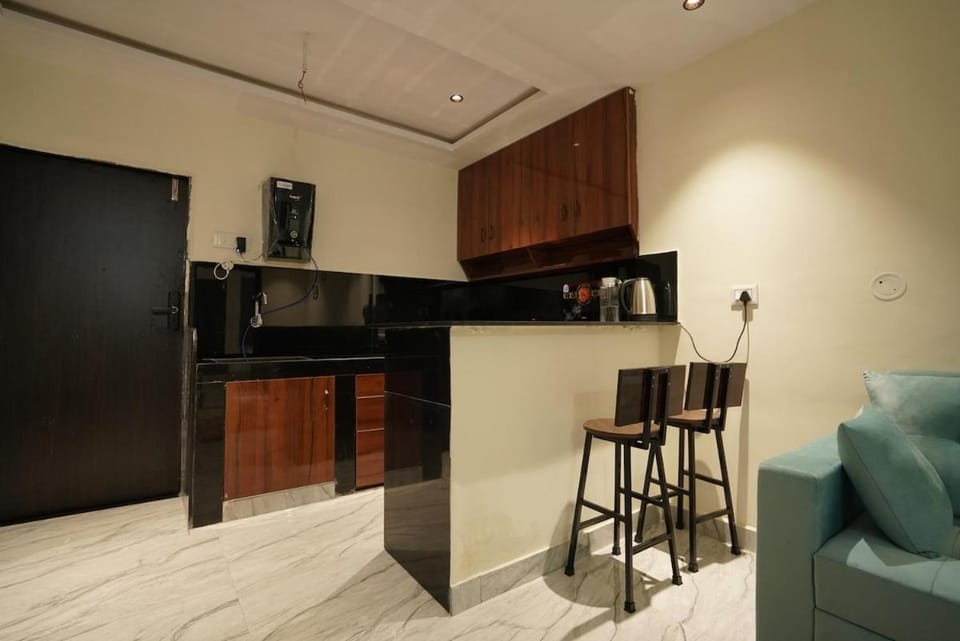 Aereo Terrace Stays -6 Bed Premium Stay Shamshabad Apartment in Hyderabad