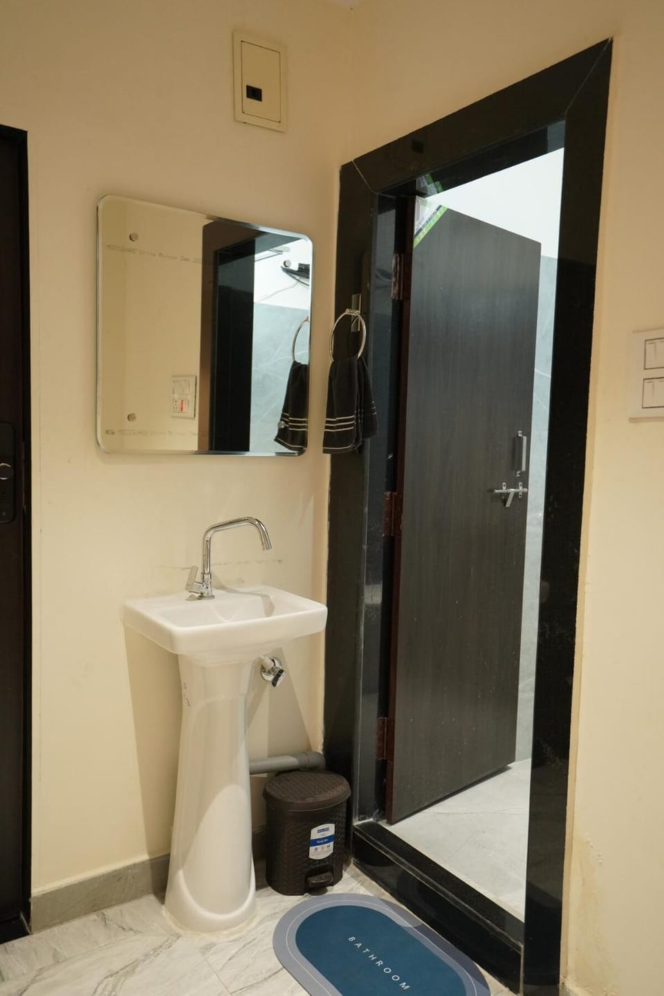 Aereo Terrace Stays -1 Bed Premium Stay Shamshabad Apartment in Hyderabad