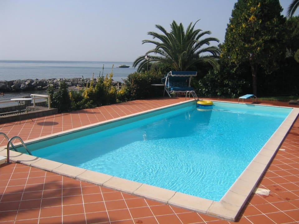 Swimming pool, Open Air Bath