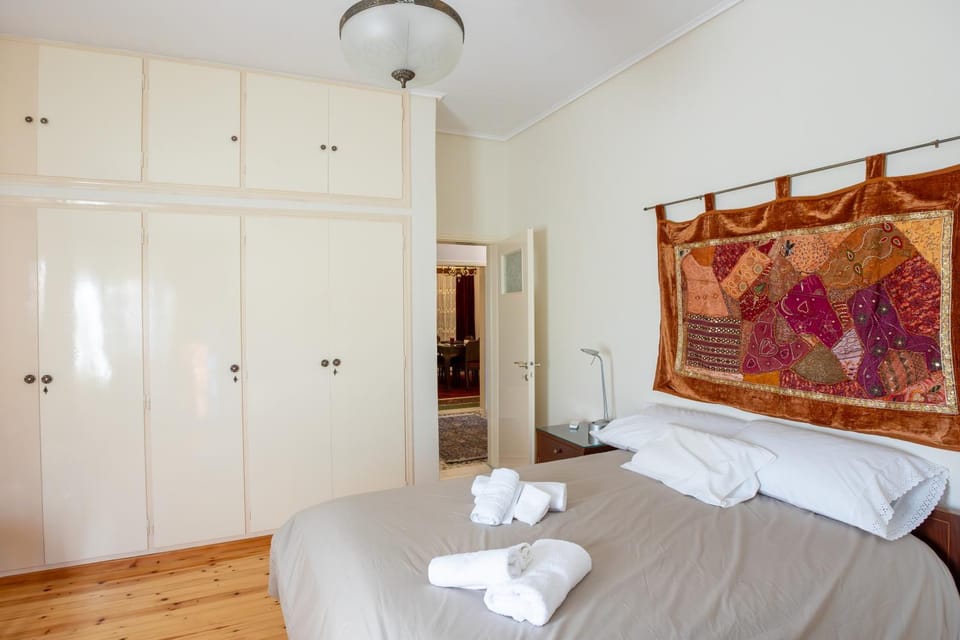 Bed, Photo of the whole room, Bedroom, wardrobe