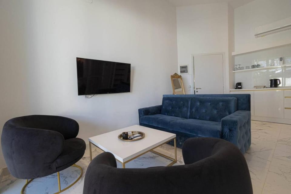 4 Elemental Living Suites - Nea Moudania Halkidiki Apartment in Halkidiki
