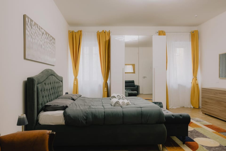 Bed, Bedroom