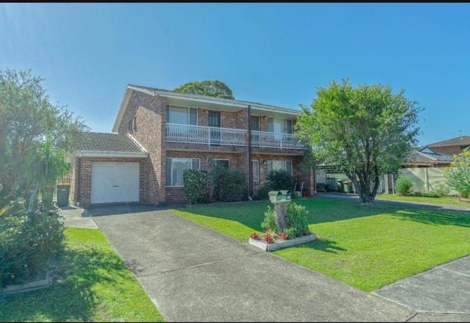 Town House in Tuncurry House in Tuncurry
