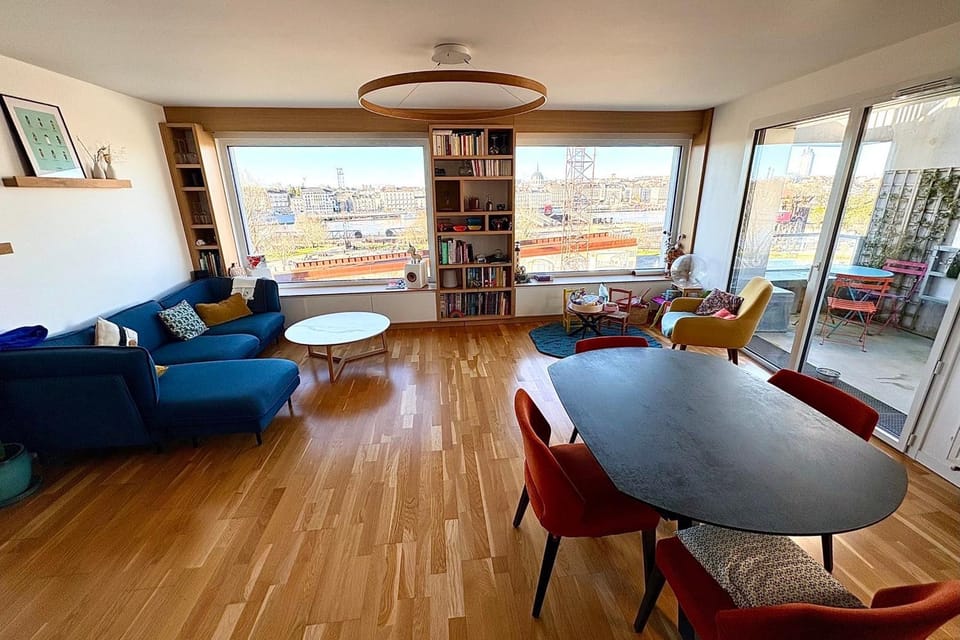 Family apartment with terrace and view of Nantes Apartment in Nantes