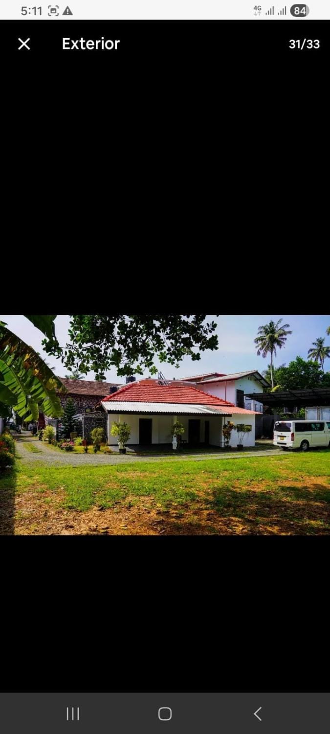 chathuranga guest house Bed and Breakfast in Dambulla