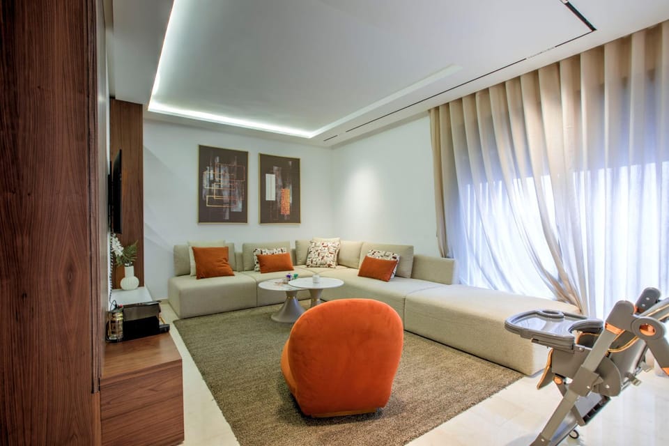 Elegant Studio Casablanca Quartier des Princesses Sleeps 4 Balcony High End Parking - Othm 1 Apartment in Casablanca