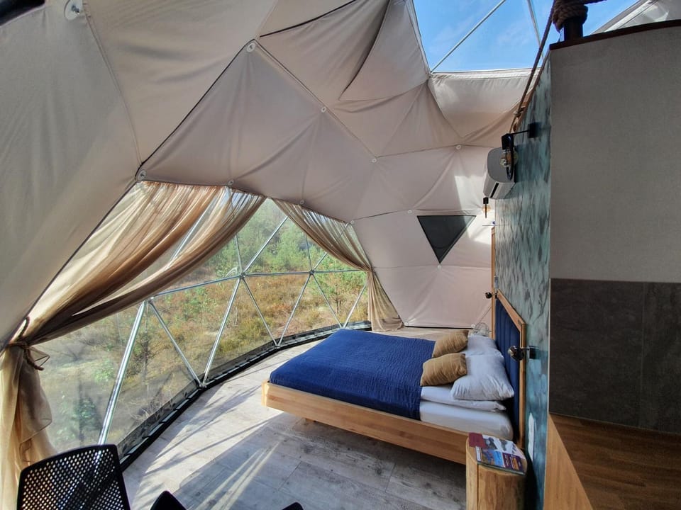 Glamping Podniebny Luxury tent in Pomeranian Voivodeship