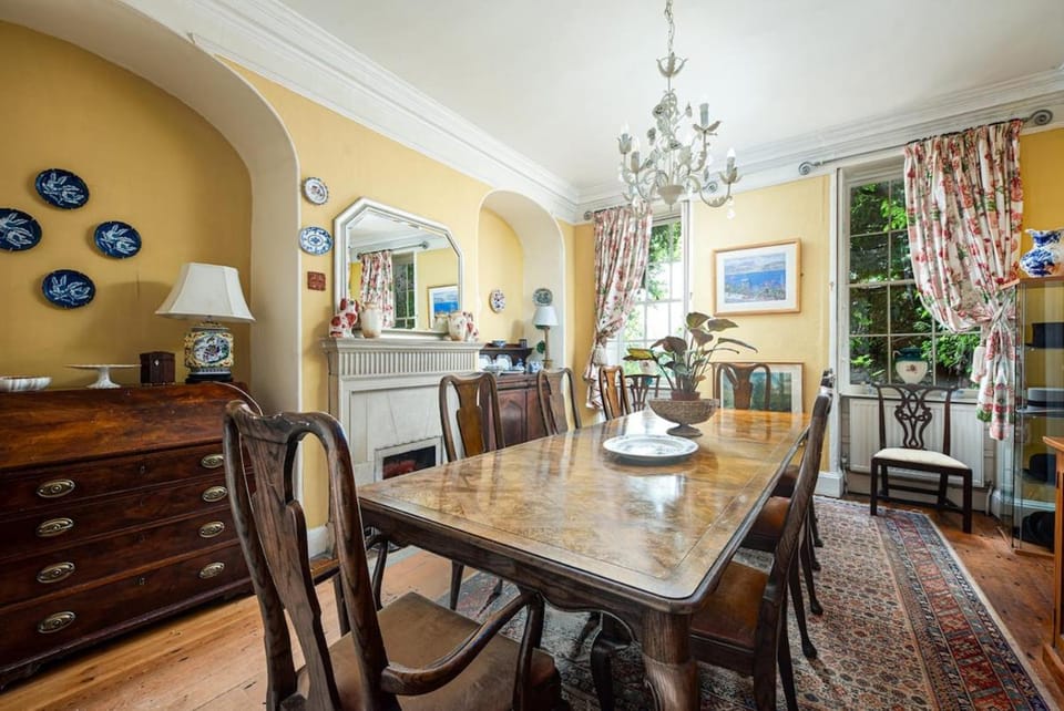 Charming Compton House near Cheddar Villa in Sedgemoor