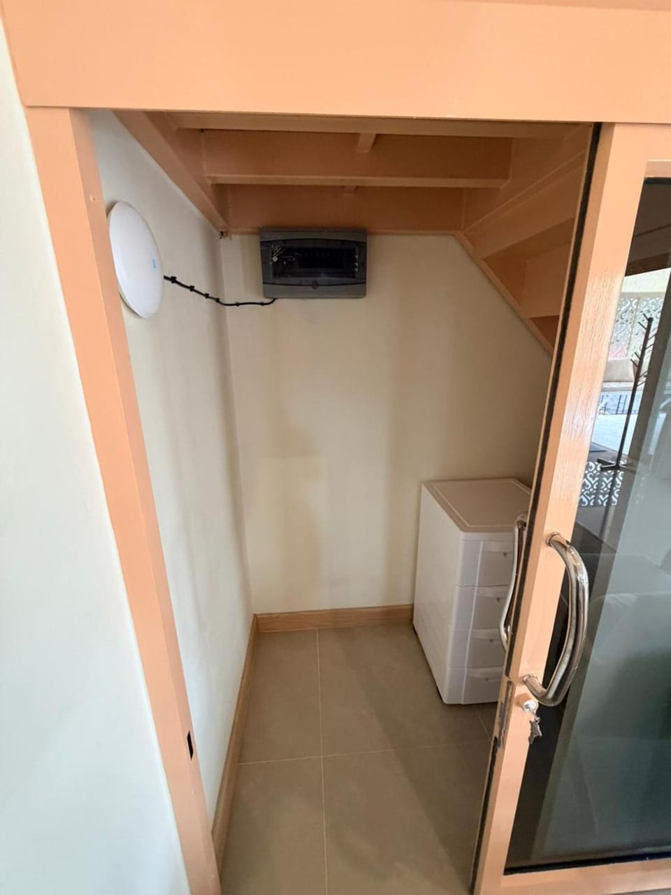 Cozy 2BR Mezzanine Home with Balcony in a Quiet & Central Location House in Ban Tai