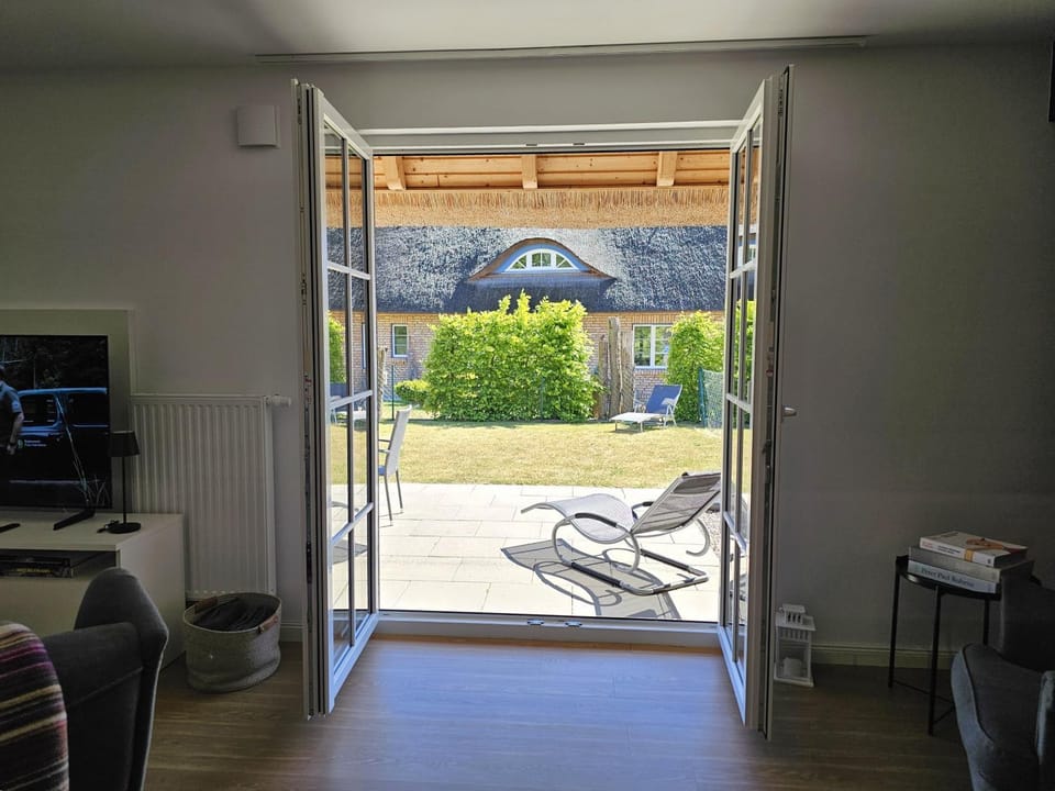 Großes Doppelhaus unter Reet House in Rerik