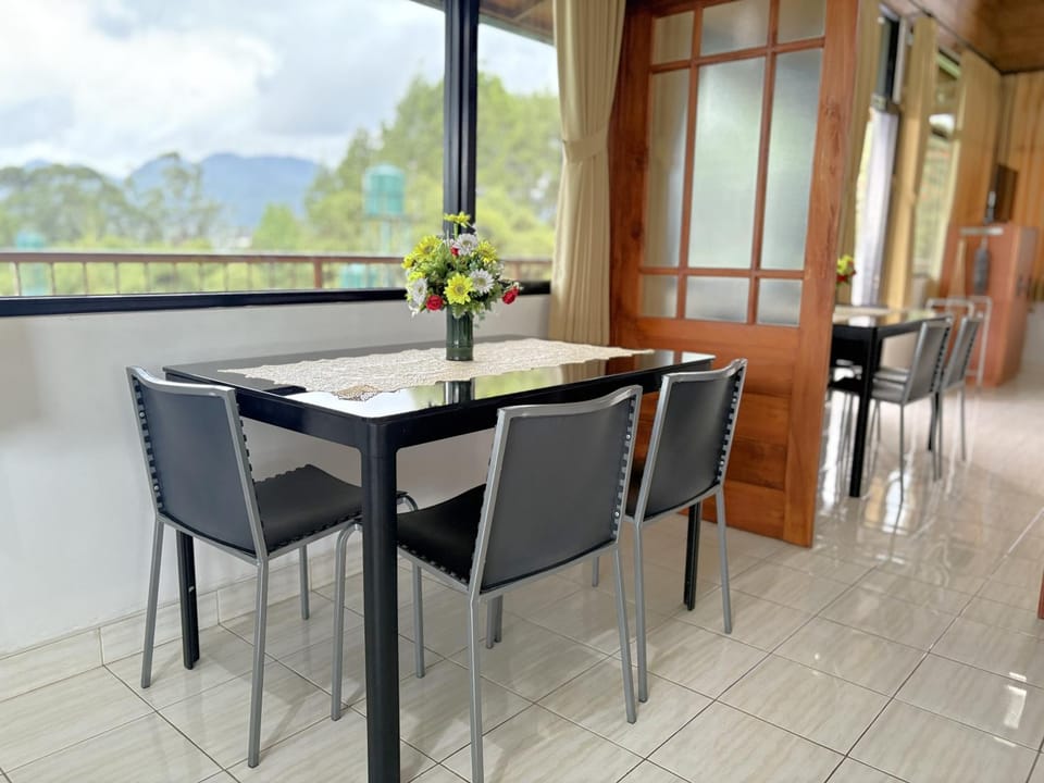 Lembah Bougenville Resort Resort in Lembang