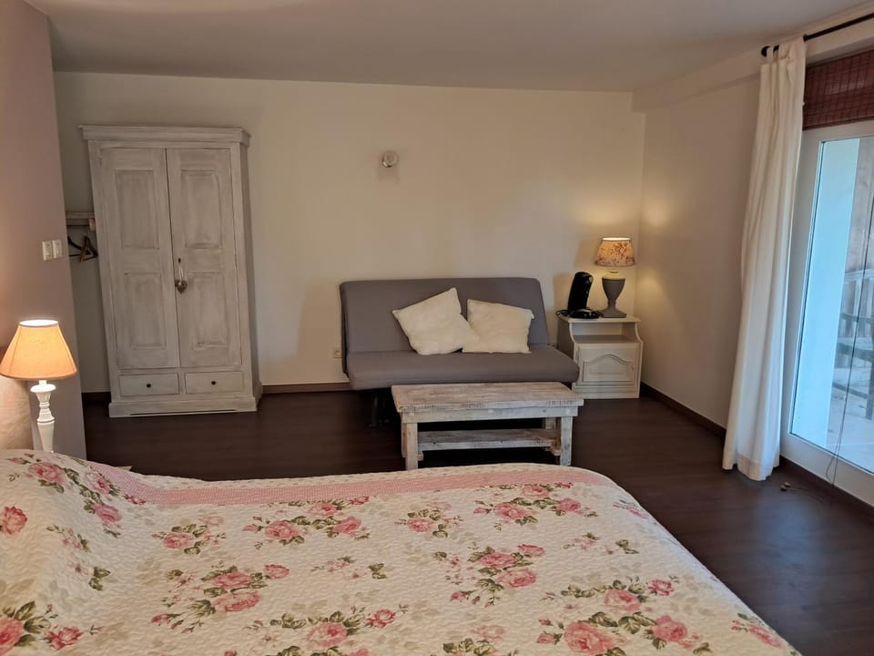 Clos des mimosas Bed and Breakfast in Nouvelle-Aquitaine