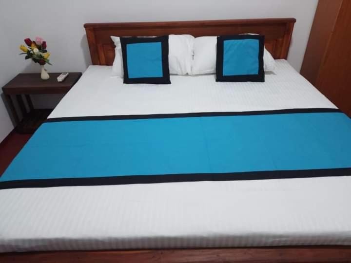 The Villa Vinus Bologna Apartment in Hikkaduwa