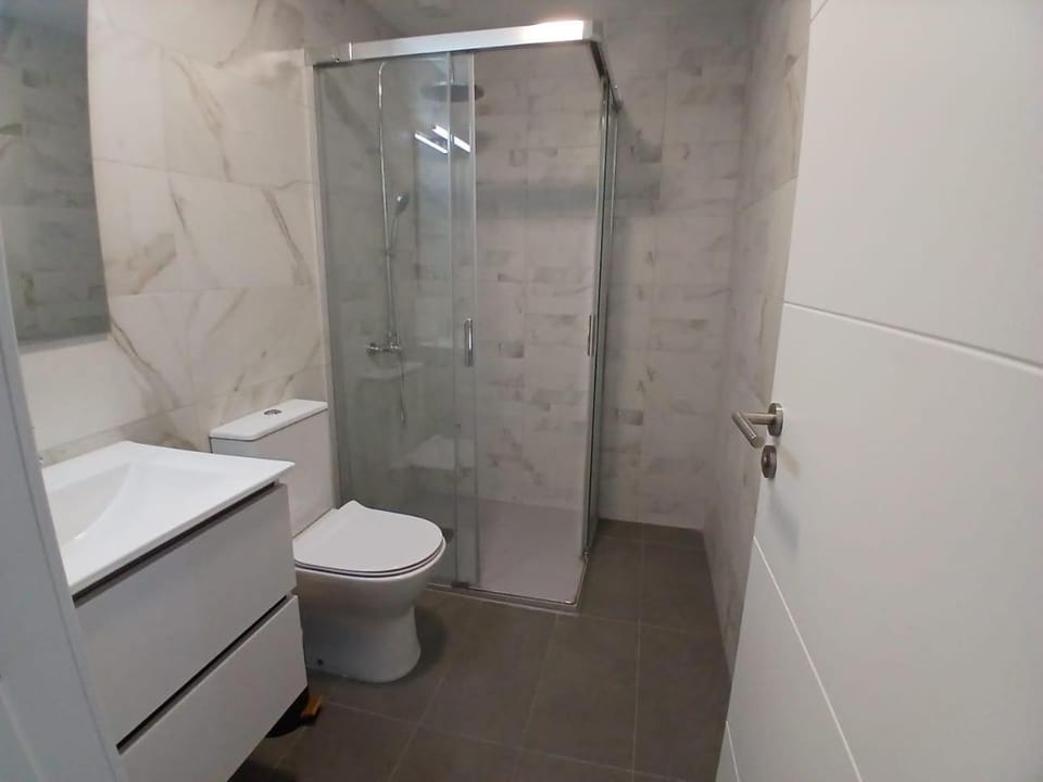 Shower, Bathroom