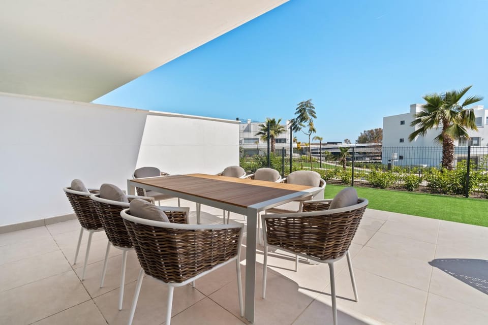 Garden, Garden, Balcony/Terrace, Balcony/Terrace, Dining area, Garden view, Garden view