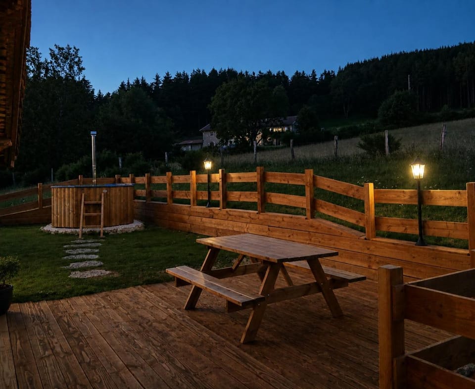 Patio, Hot Tub, Balcony/Terrace