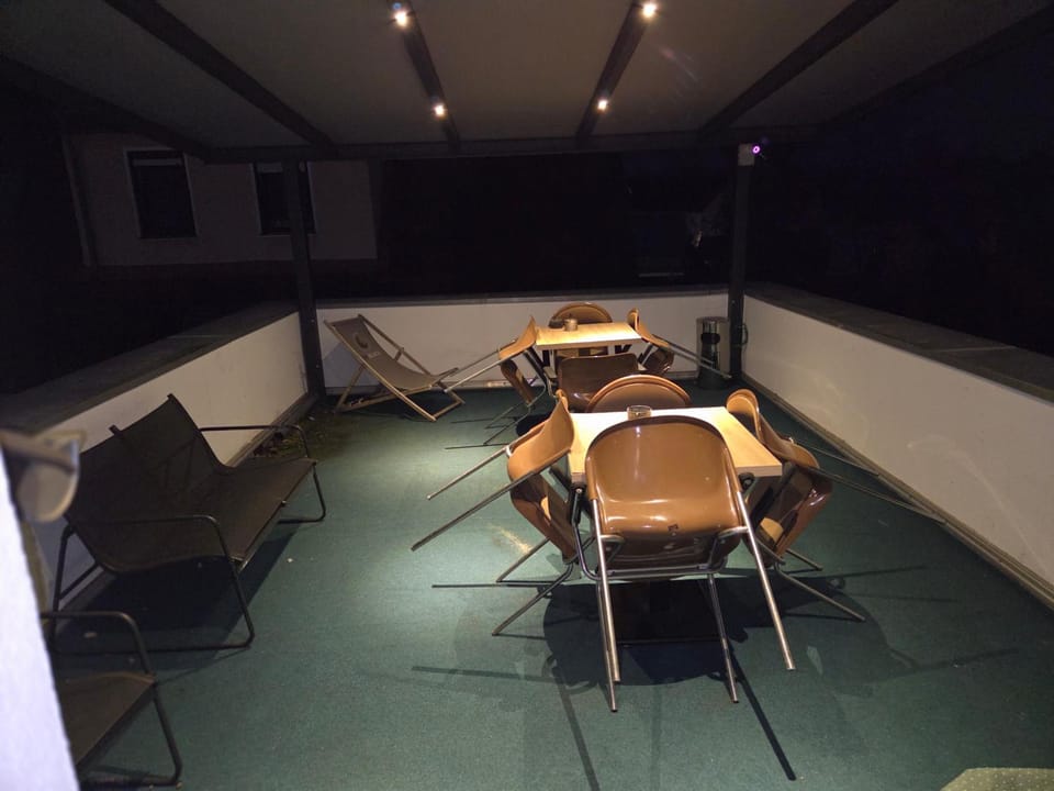 Seating area