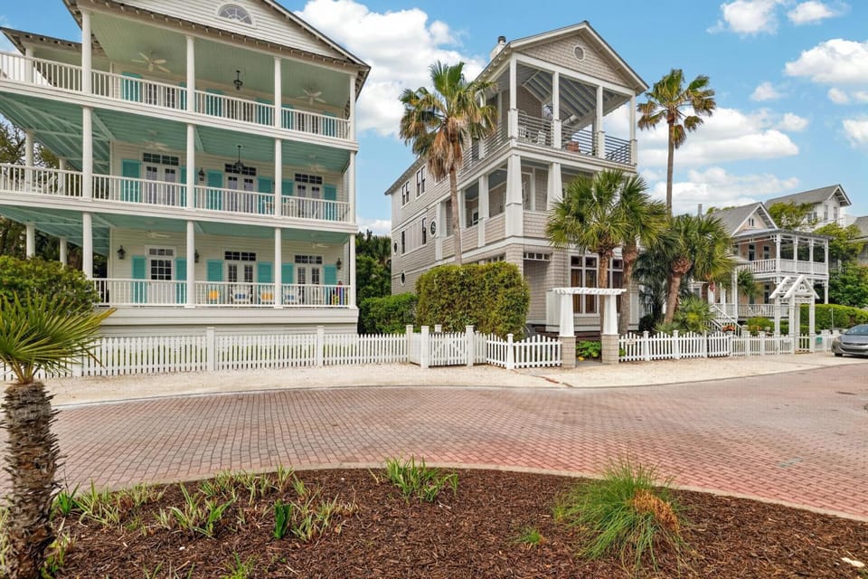 Emil Cottage House in Saint Simons Island