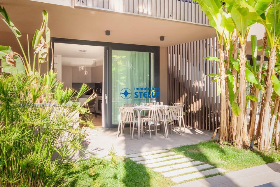 Property building, Patio