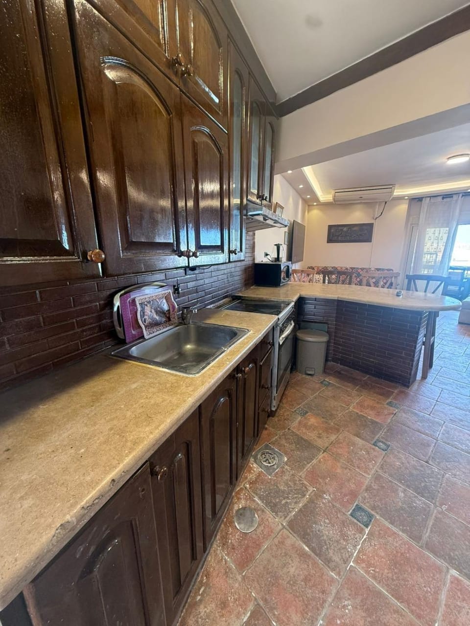 Kitchen or kitchenette