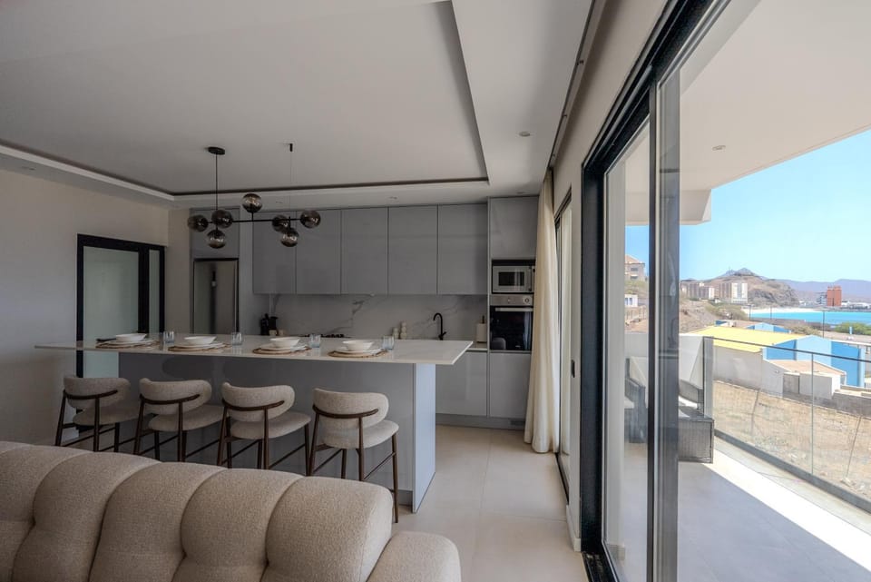 Balcony/Terrace, Kitchen or kitchenette, Dining area