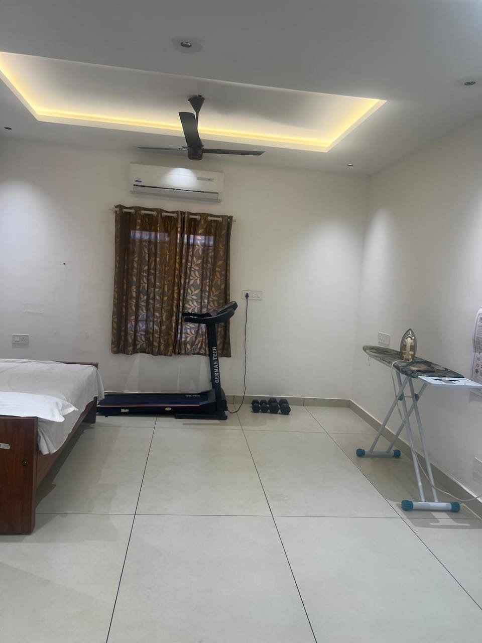 Indhusagaram Homely AC lower floor stay near Technopark Apartment in Thiruvananthapuram