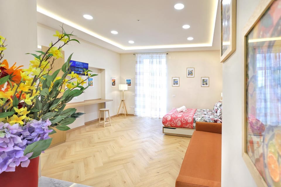 TV and multimedia, Living room, Seating area
