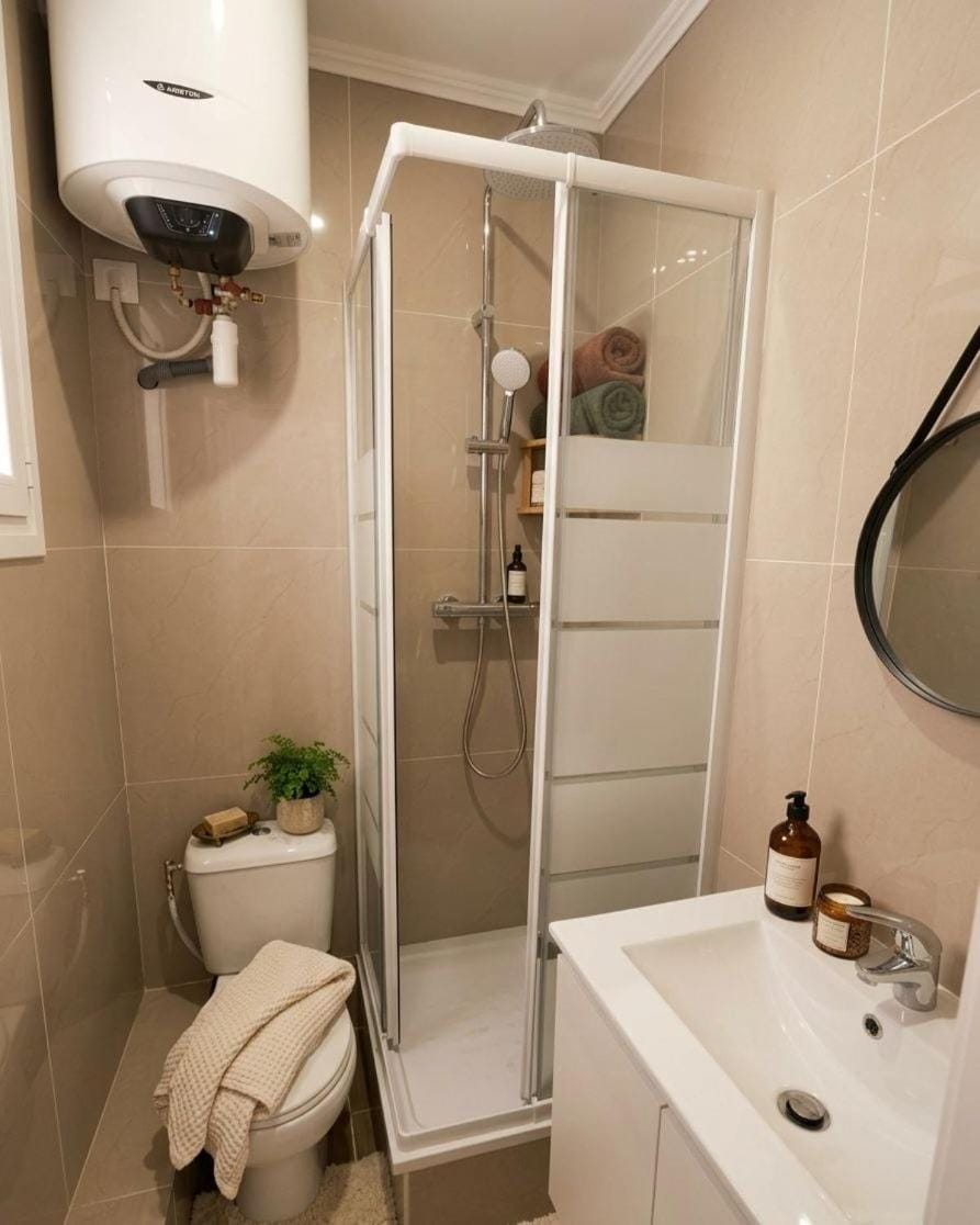 An apartment in the very center of the city for 8 guests Nearby are a tram stop and train station Apartment in Nice