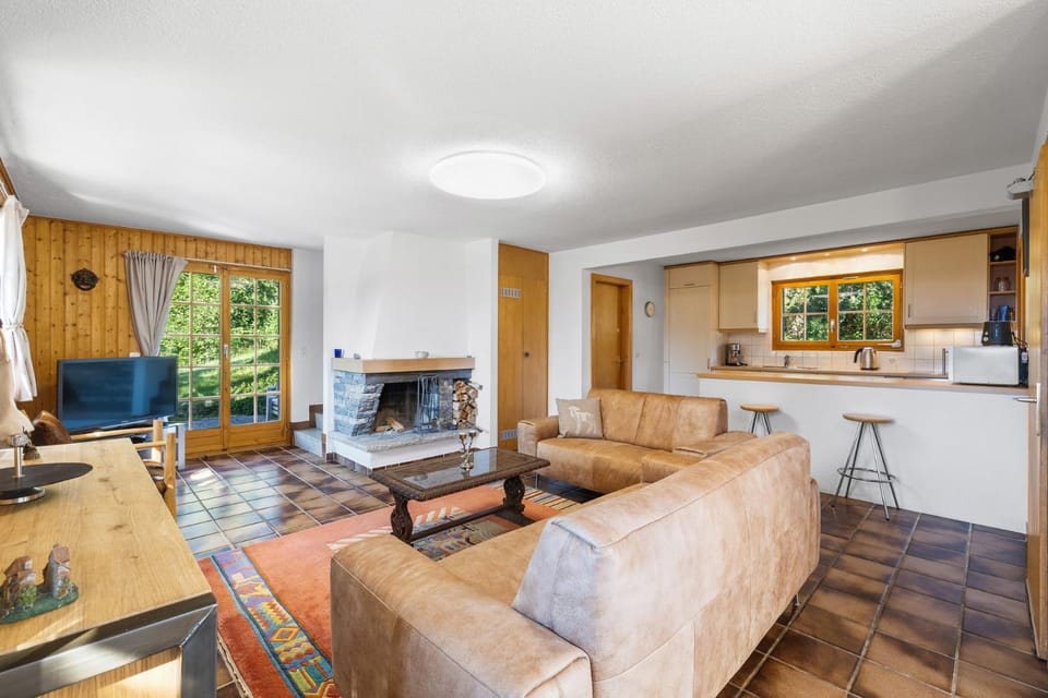 Communal lounge/ TV room, Living room