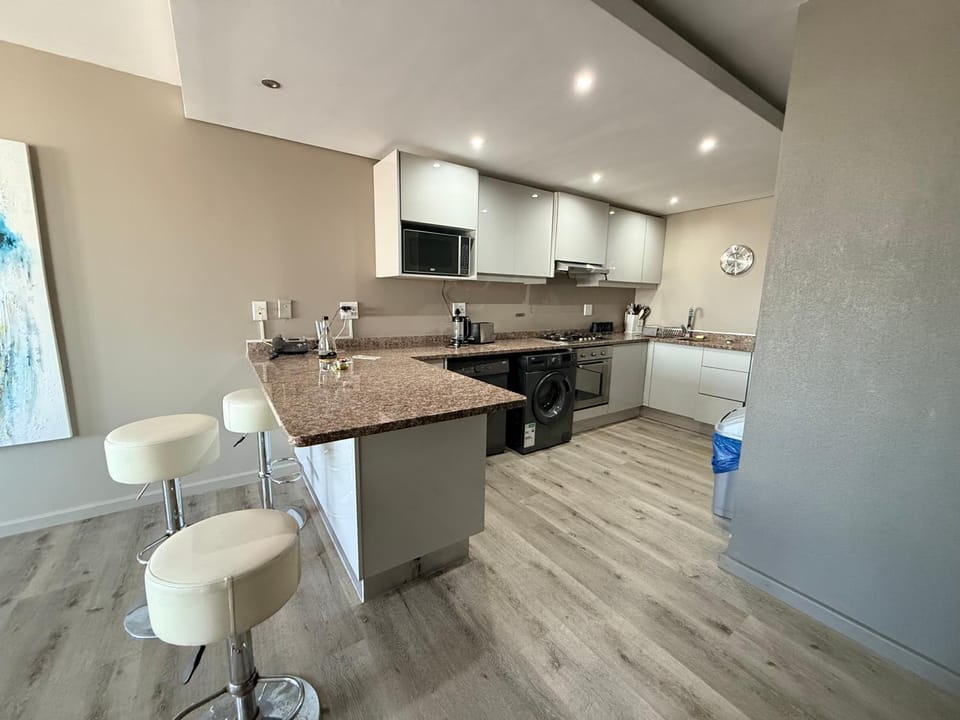 Relaxing Blouberg Beachfront view Apartment Apartment in Cape Town