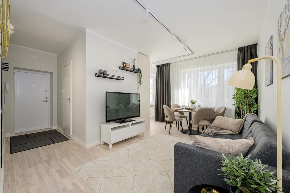 TV and multimedia, Living room, Dining area