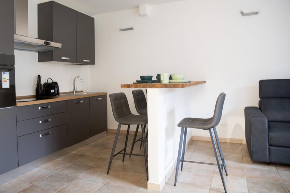 Humanitas - Leo Brothers - Leopardi 1 Apartment in Lombardy
