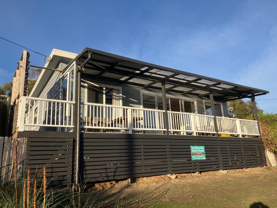 Sommers Bay Beach House House in Eaglehawk Neck