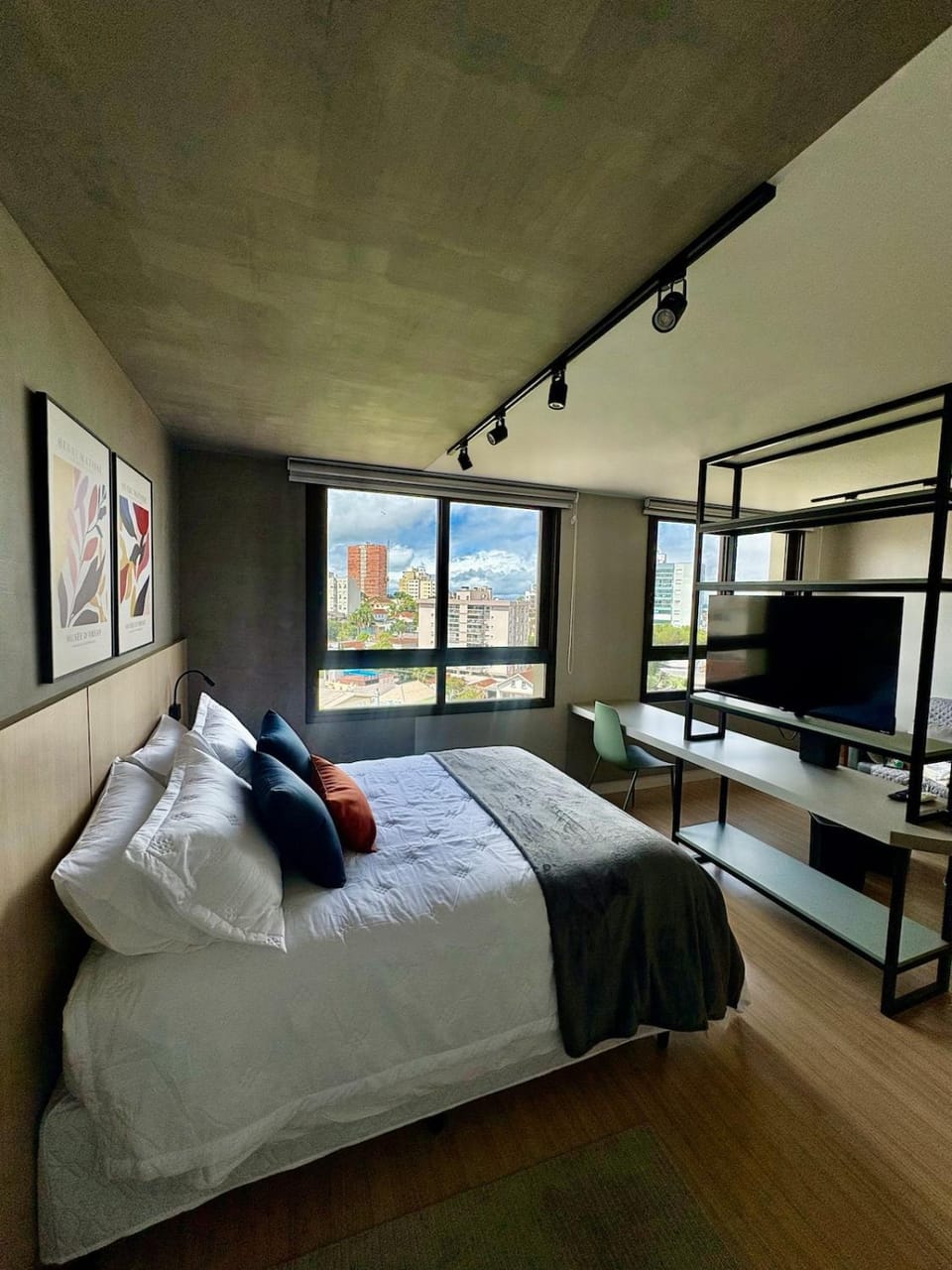 Communal lounge/ TV room, Bed, Photo of the whole room