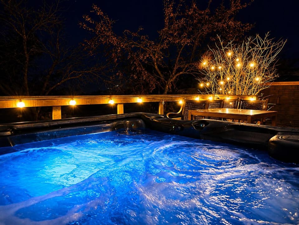 Patio, Night, Hot Tub
