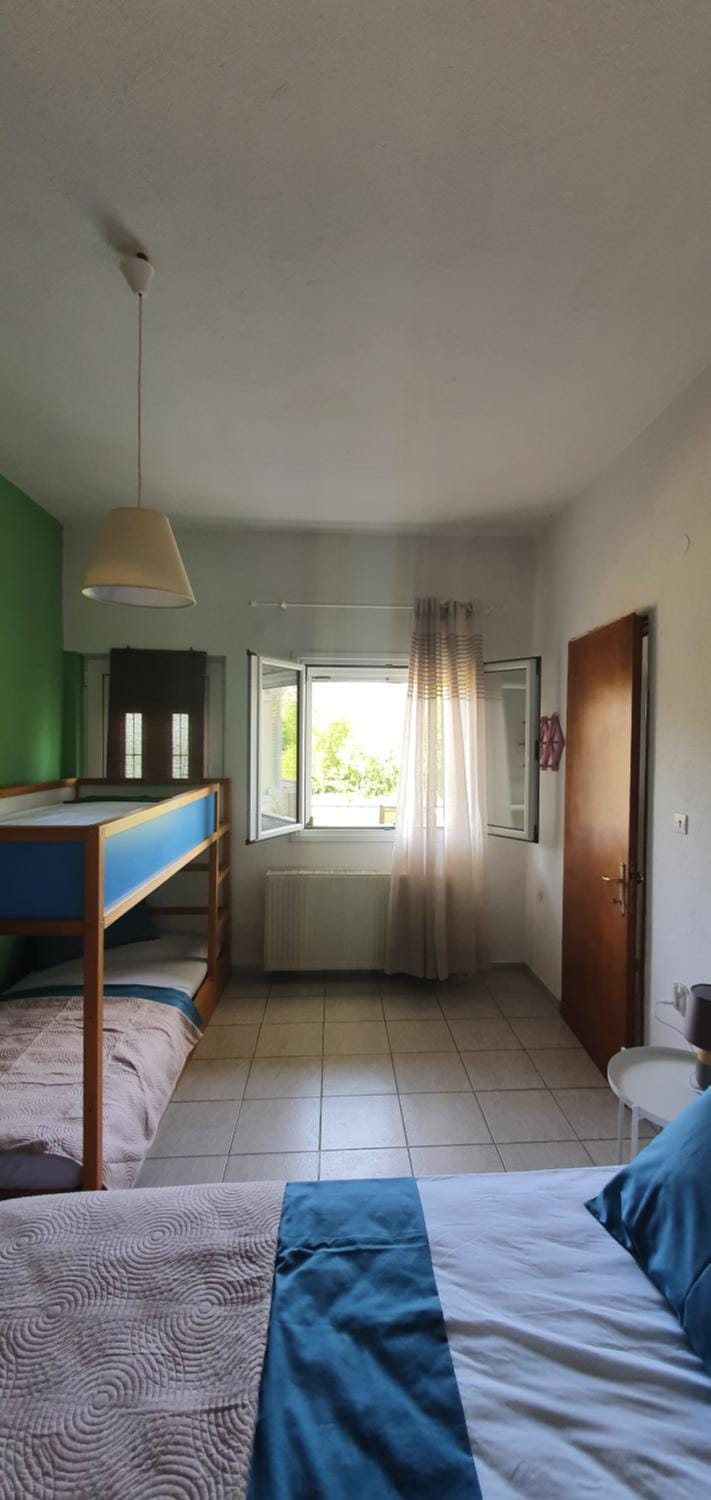 Karouti-Rooms for Rent Apartment in Magnesia Prefecture, Greece