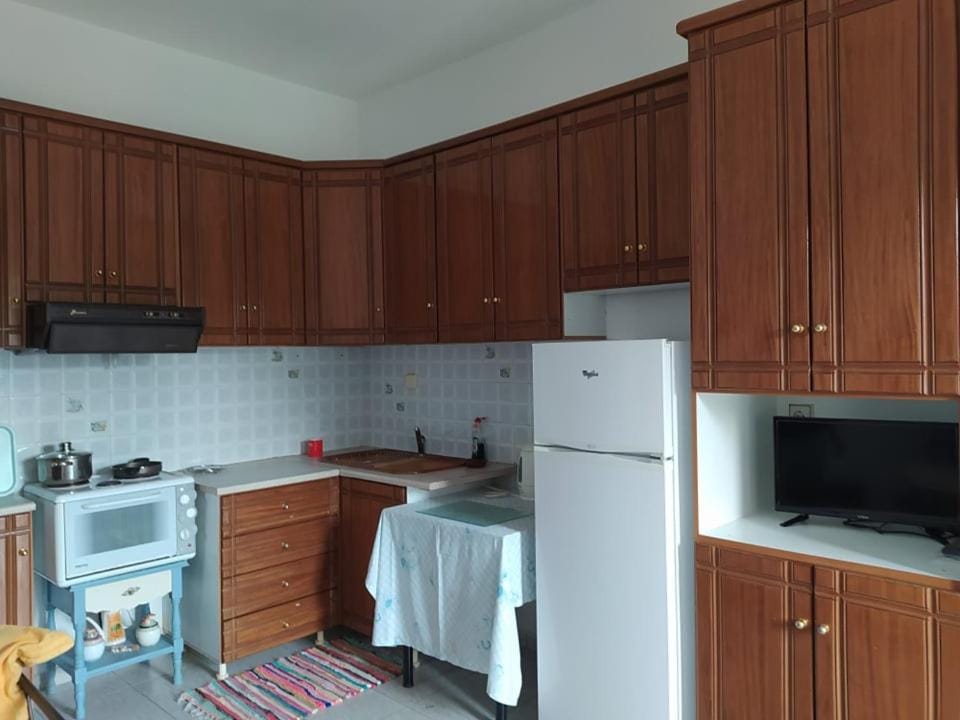 Karouti-Rooms for Rent Apartment in Magnesia Prefecture, Greece