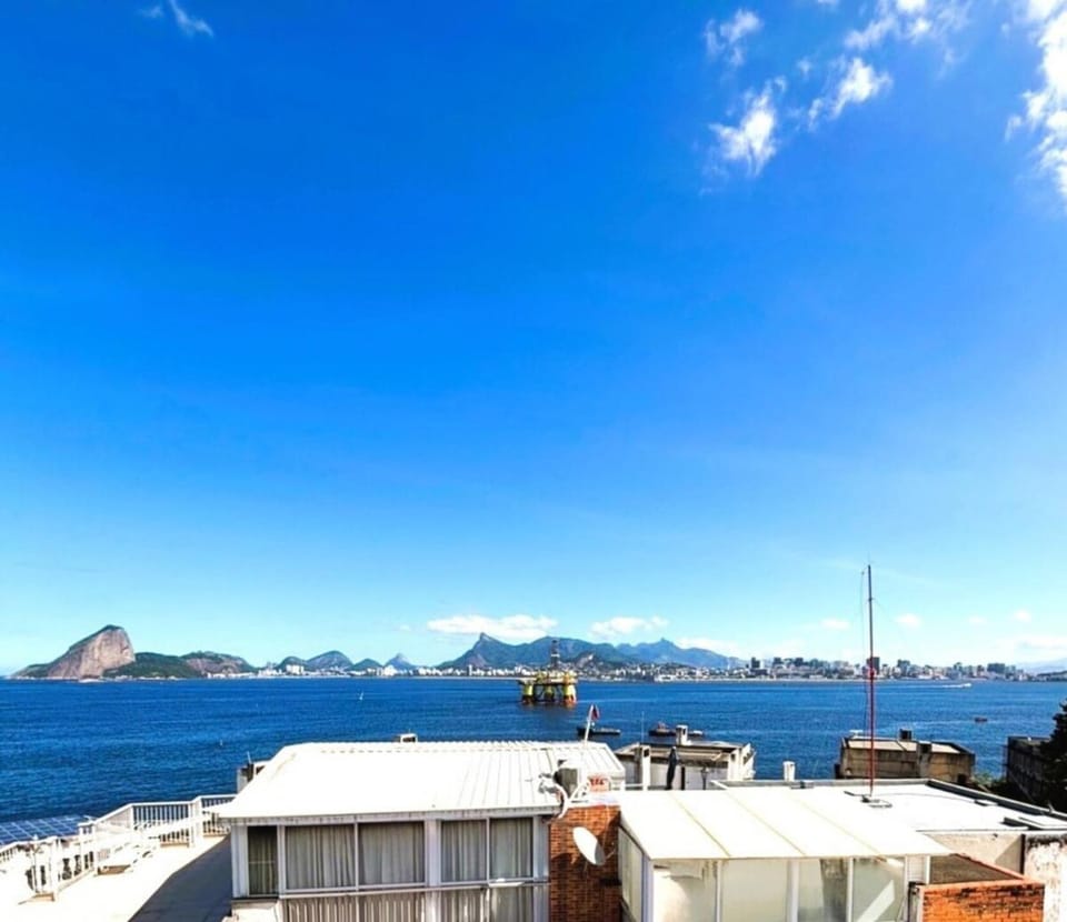 Unihome Niterói Studio Apartment in Niterói