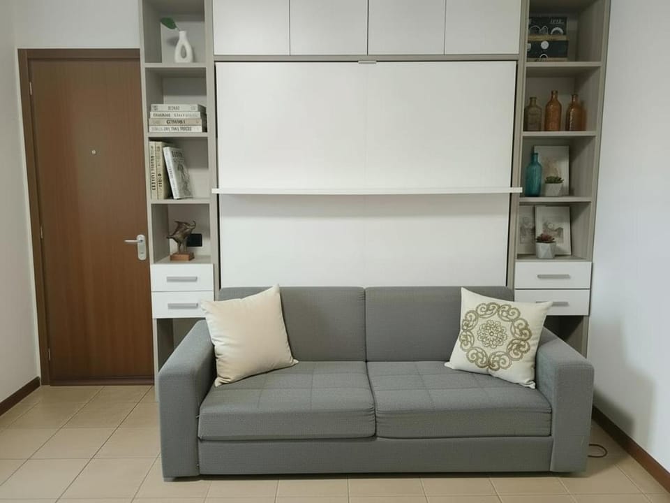 Library, Living room