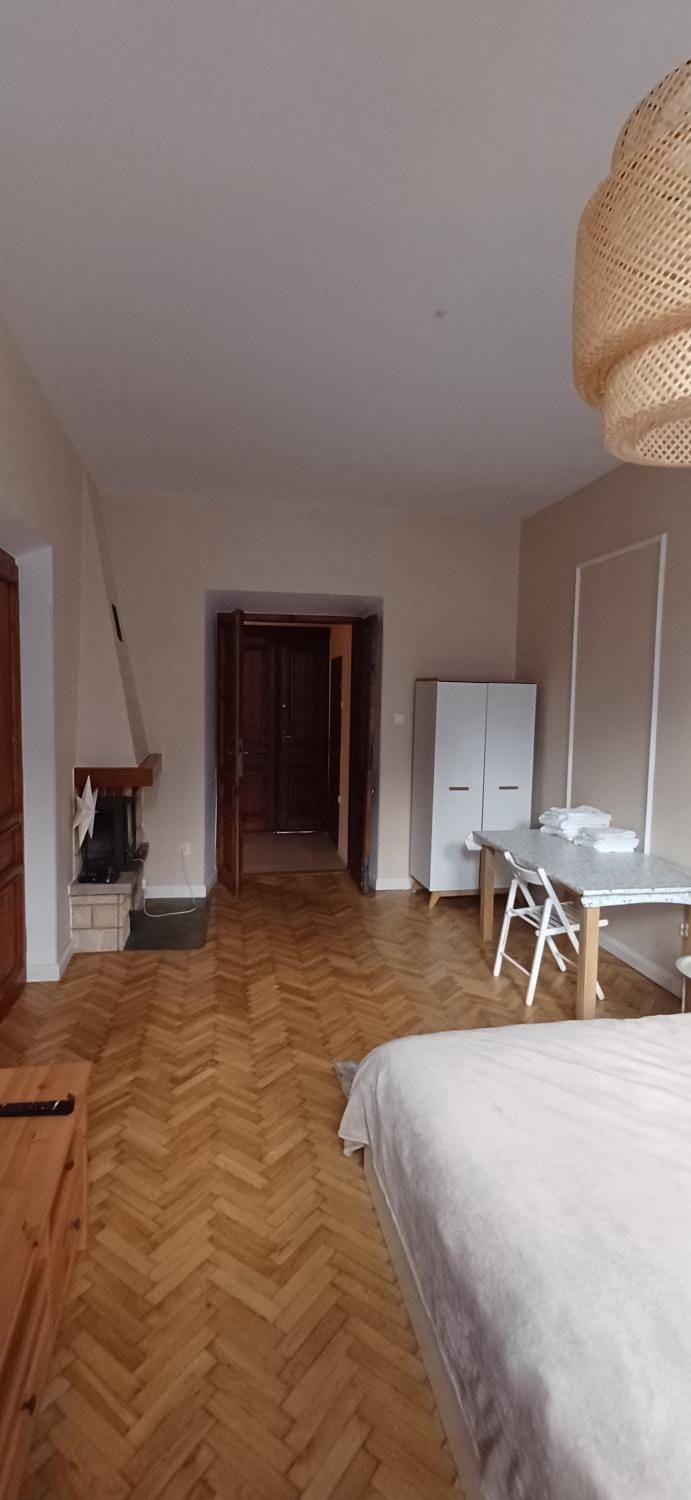 city center 2 separte rooms 1 kitchen very quite 70m Apartment in Krakow