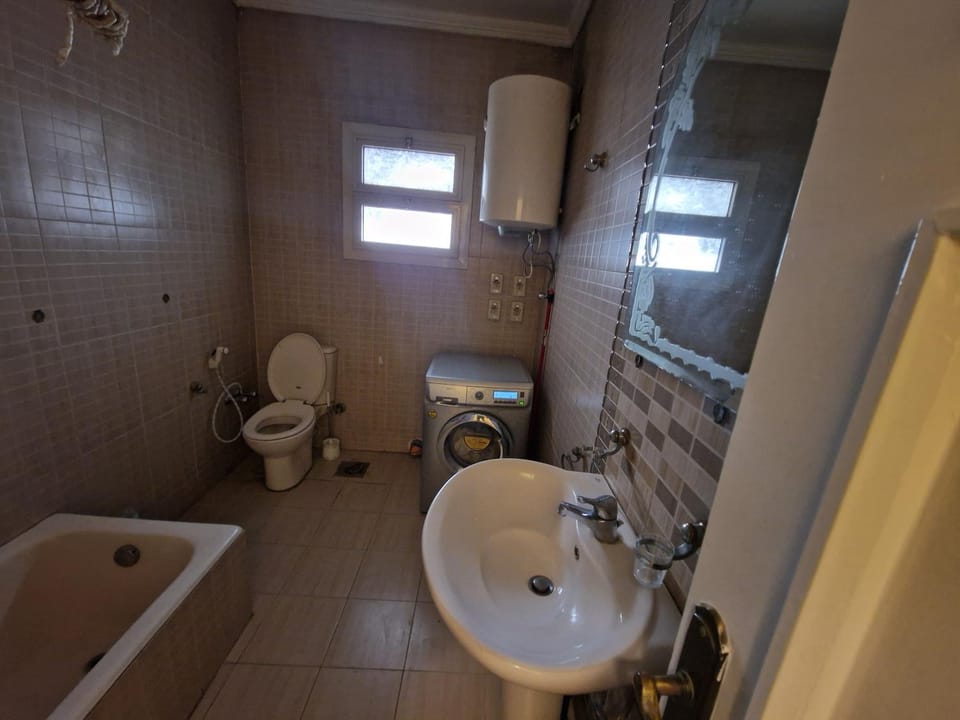 Shower, Toilet, Bathroom, Bath, bidet