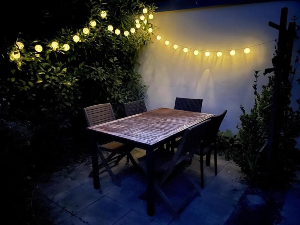 Garden, Balcony/Terrace