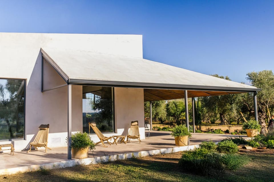 Off site, Garden