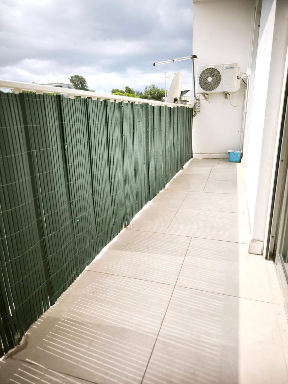 Property building, Balcony/Terrace