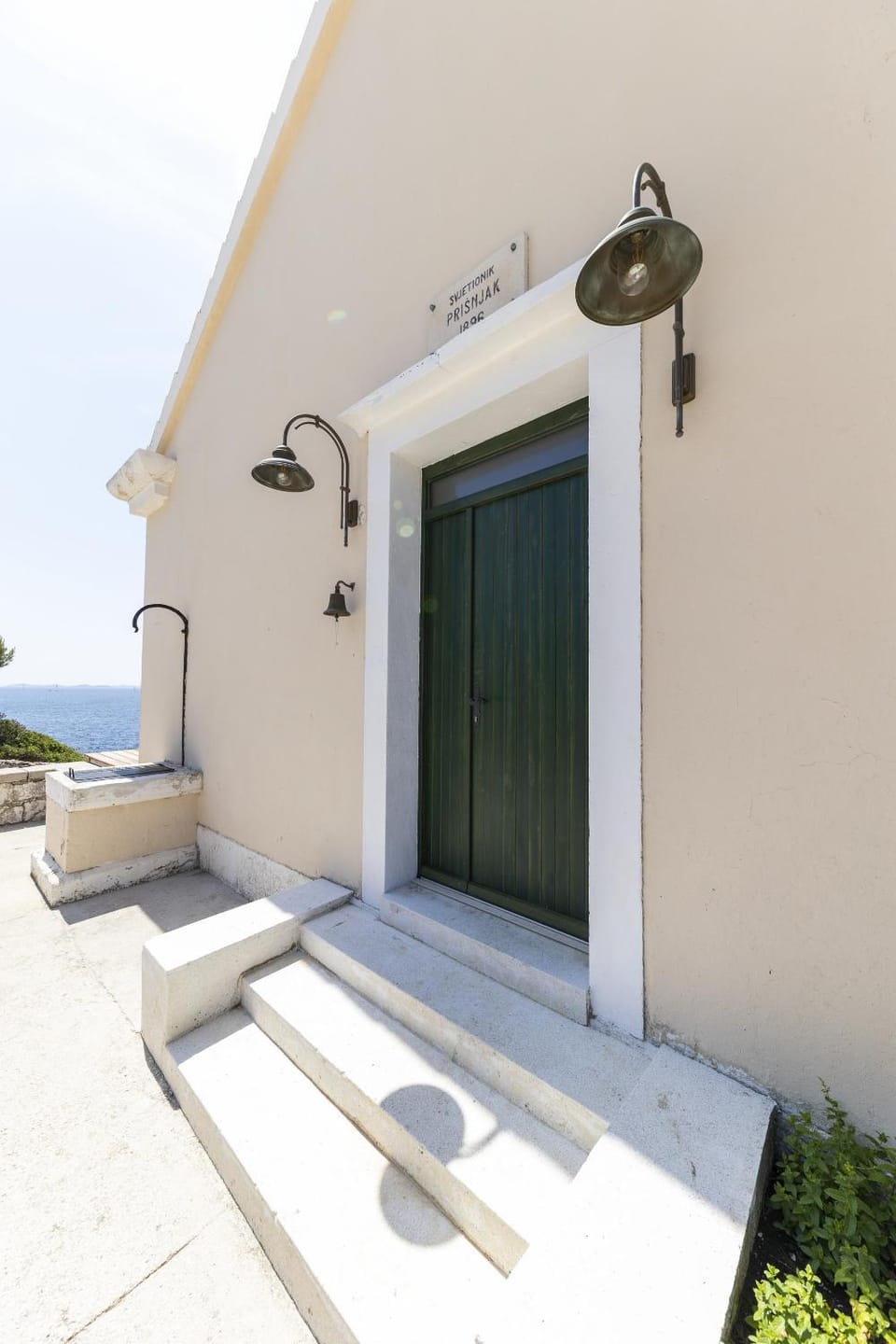 Lighthouse Prisnjak Villa in Murter