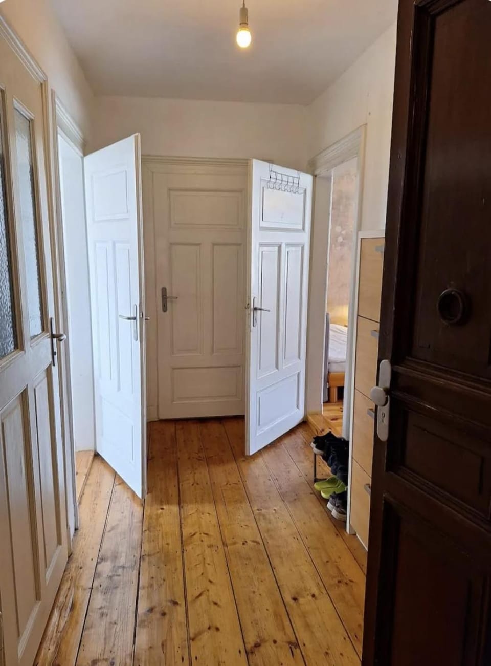 Ruhiges Privatzimmer mit Altbau-Charme Vacation rental in Leipzig
